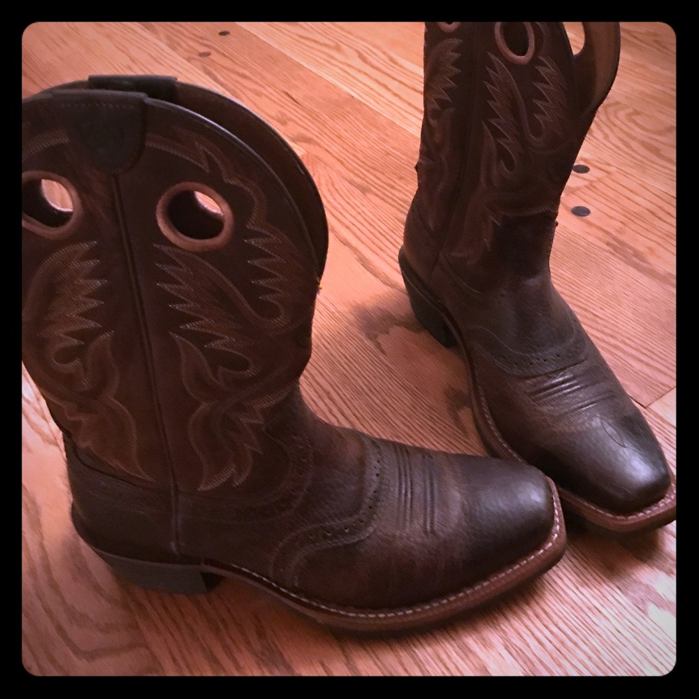 Arias cowboy boots