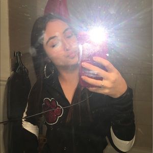 Meet your Posher, Sylvia