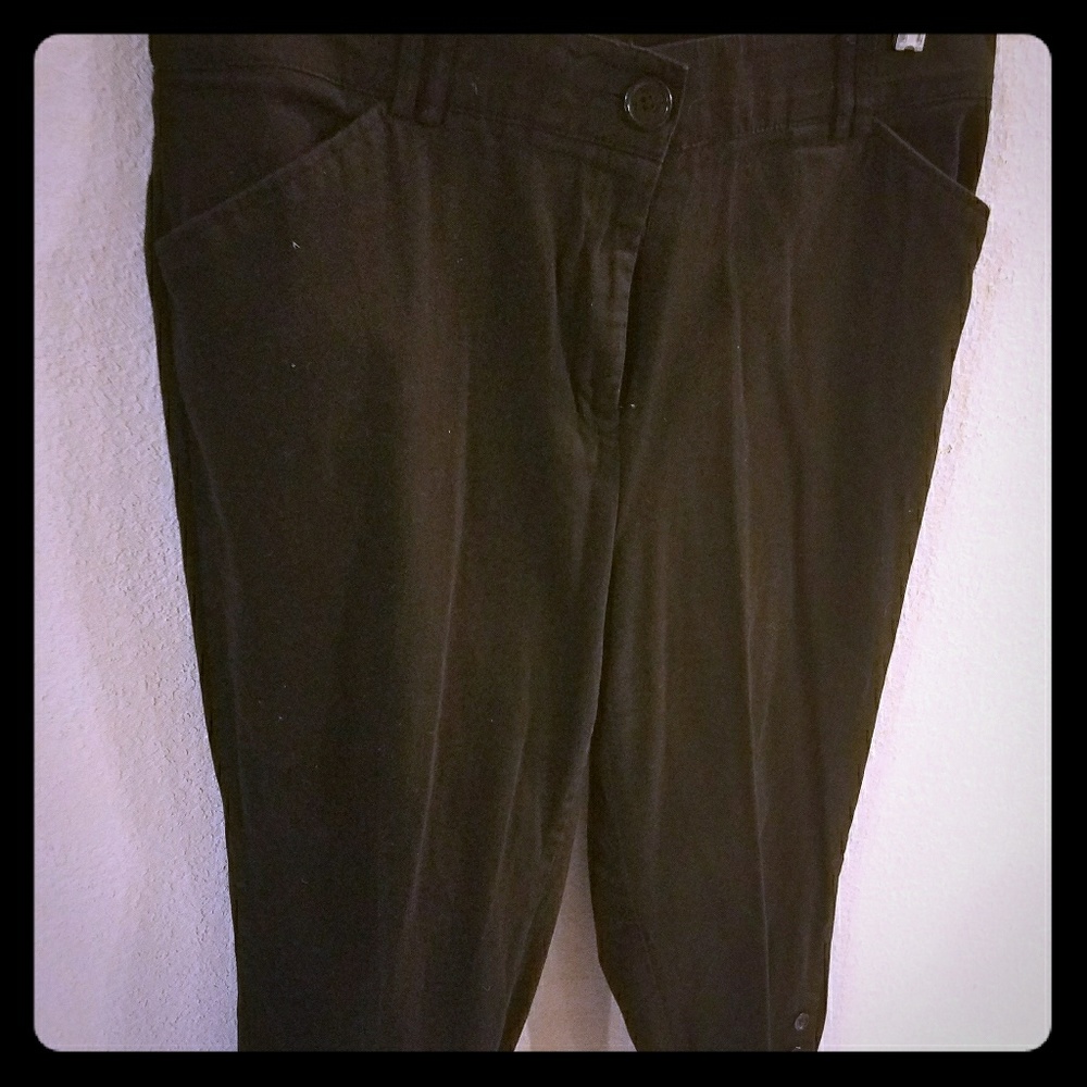Capri pants
