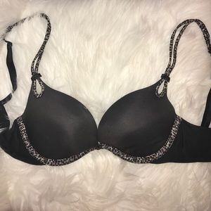 Victoria's Secret bra 32 B