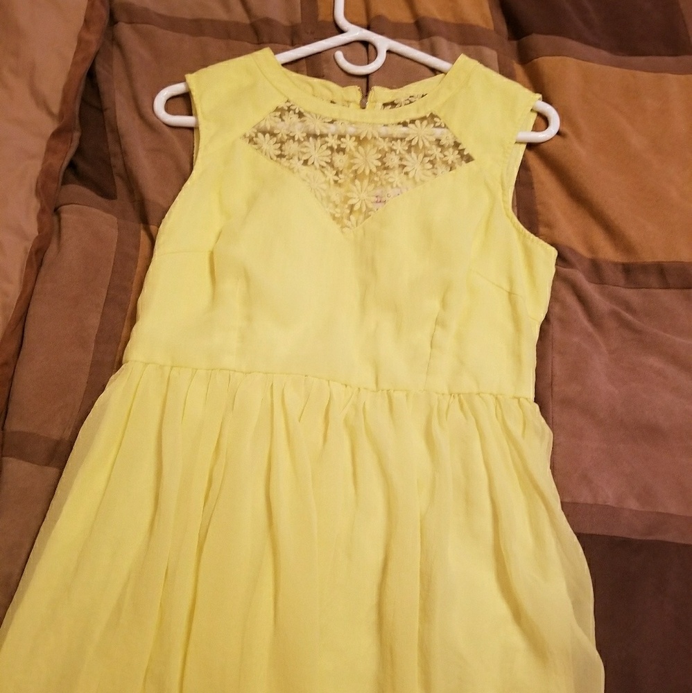 Yellow dress
