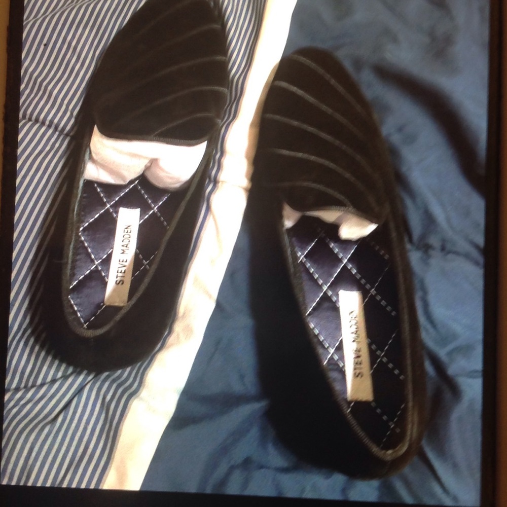 Steve Madden velvet loafers