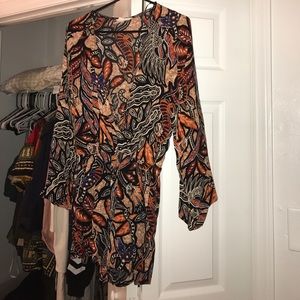 Super cute printed romper!!! Literally worn ONCE!!