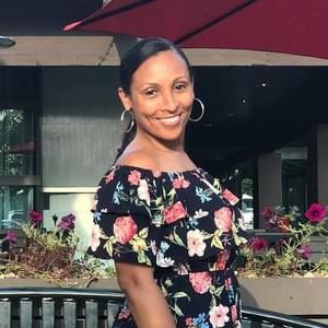 Meet your Posher, Angela