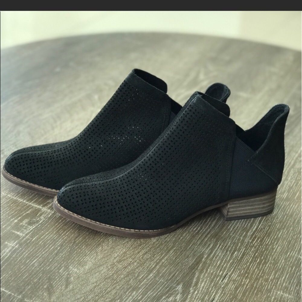 Vince Camuto black booties