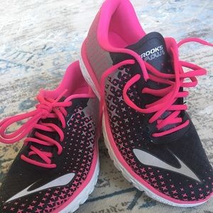 Brooks Pure Flow 5 - Women’s Running Shoes