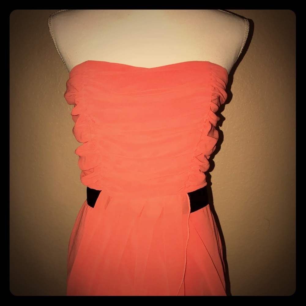 Strapless sweetheart neckline dress