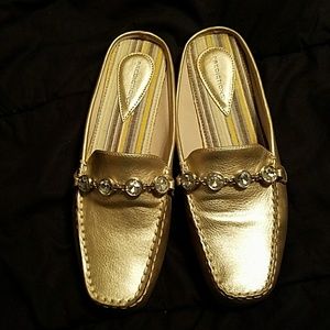Women's gold mules sz 7.5