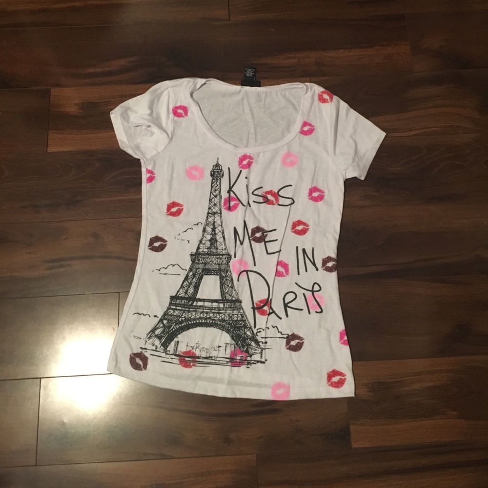 Kiss Me in Paris Tee