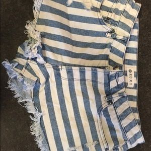 Roxy stripped shorts
