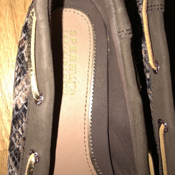 Sperry “snake skin” flats - Picture 3 of 3