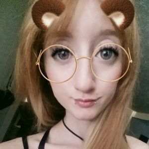 Meet your Posher, Cortni