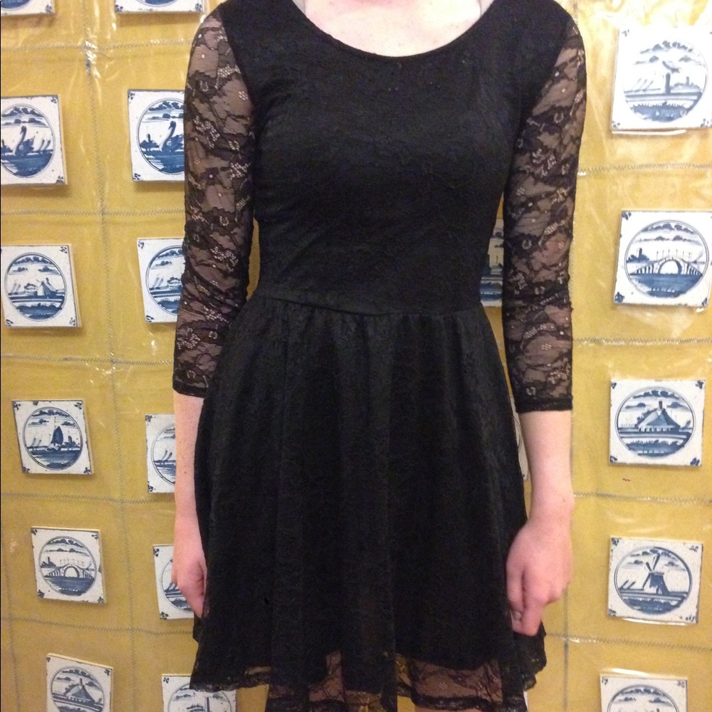 H&M DIVIDED mini-dress