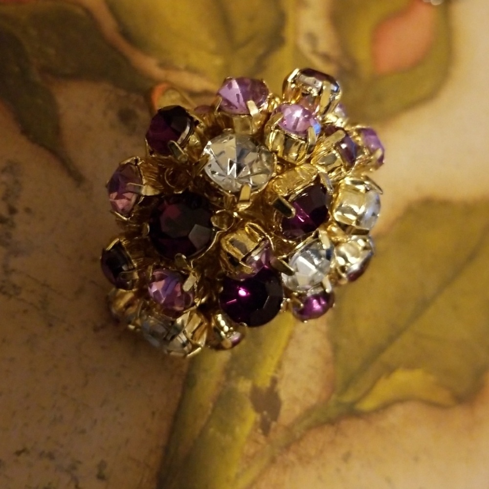 Vintage look ring