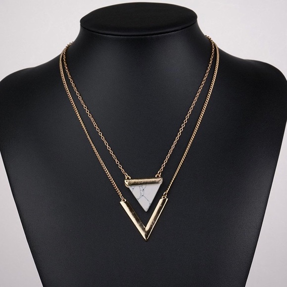 LAST ONE! Layered Triangle Stone Necklace Marble - Picture 4 of 6