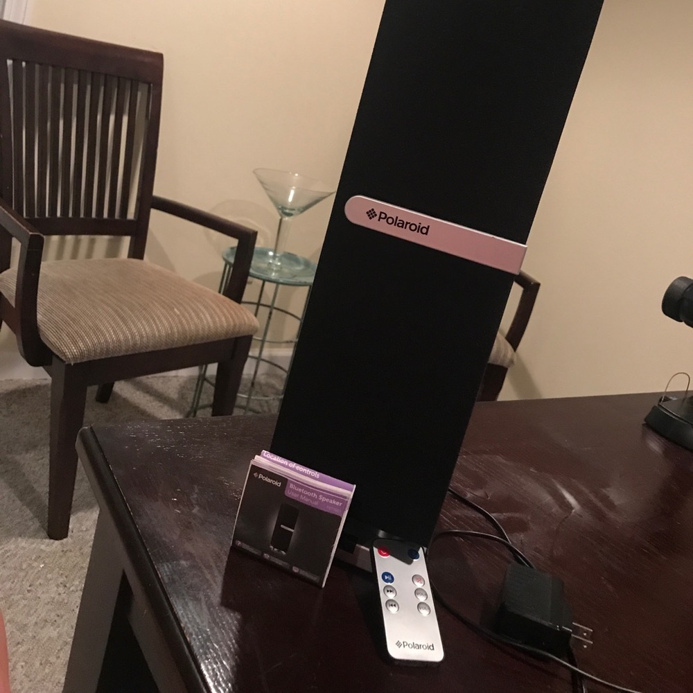 Polaroid Bluetooth speaker