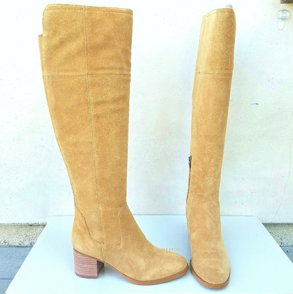 Gorgeous Suede OTK Marc Fisher Boots - Picture 3 of 4
