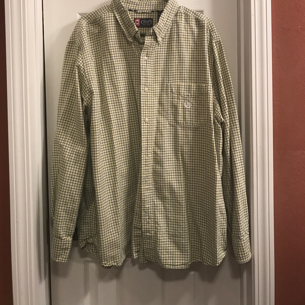 Men’s button front shirt