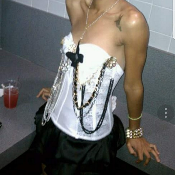 Xsmall (32a bustier size) White lace bustier - Picture 3 of 4