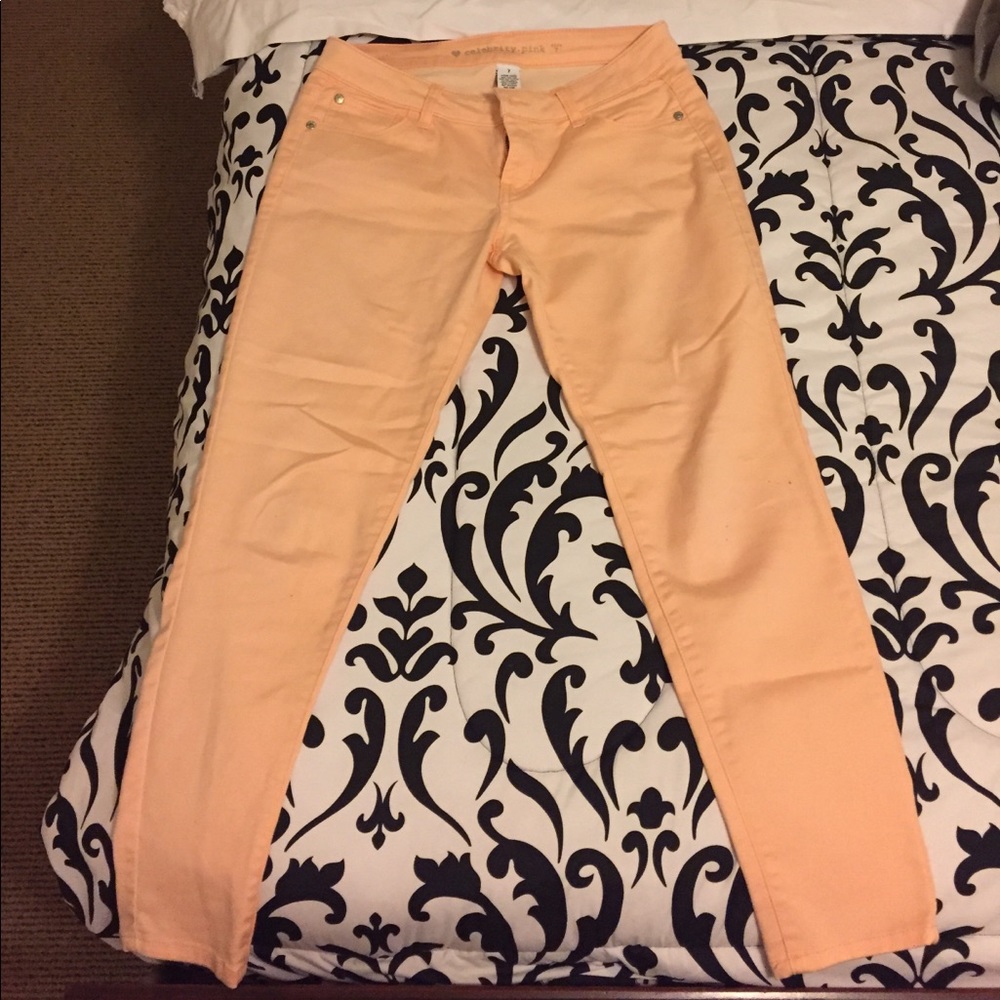 Ankle pants