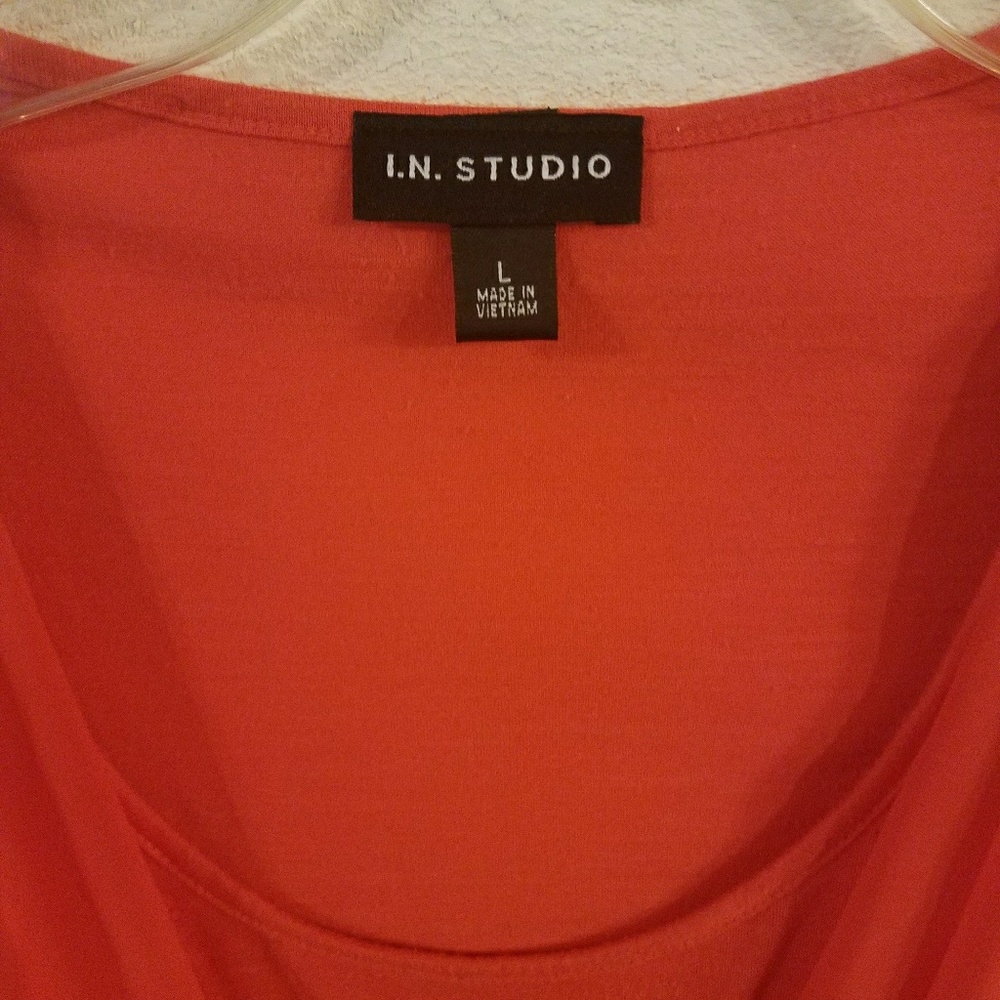 Blouse - Picture 2 of 2