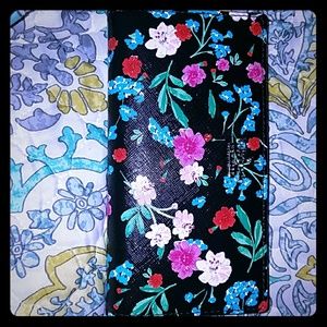 Kate Spade NEW Beautiful floral bi fold wallet