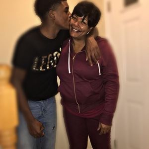 Meet your Posher, Latanya