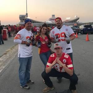 Meet your Posher, Collin