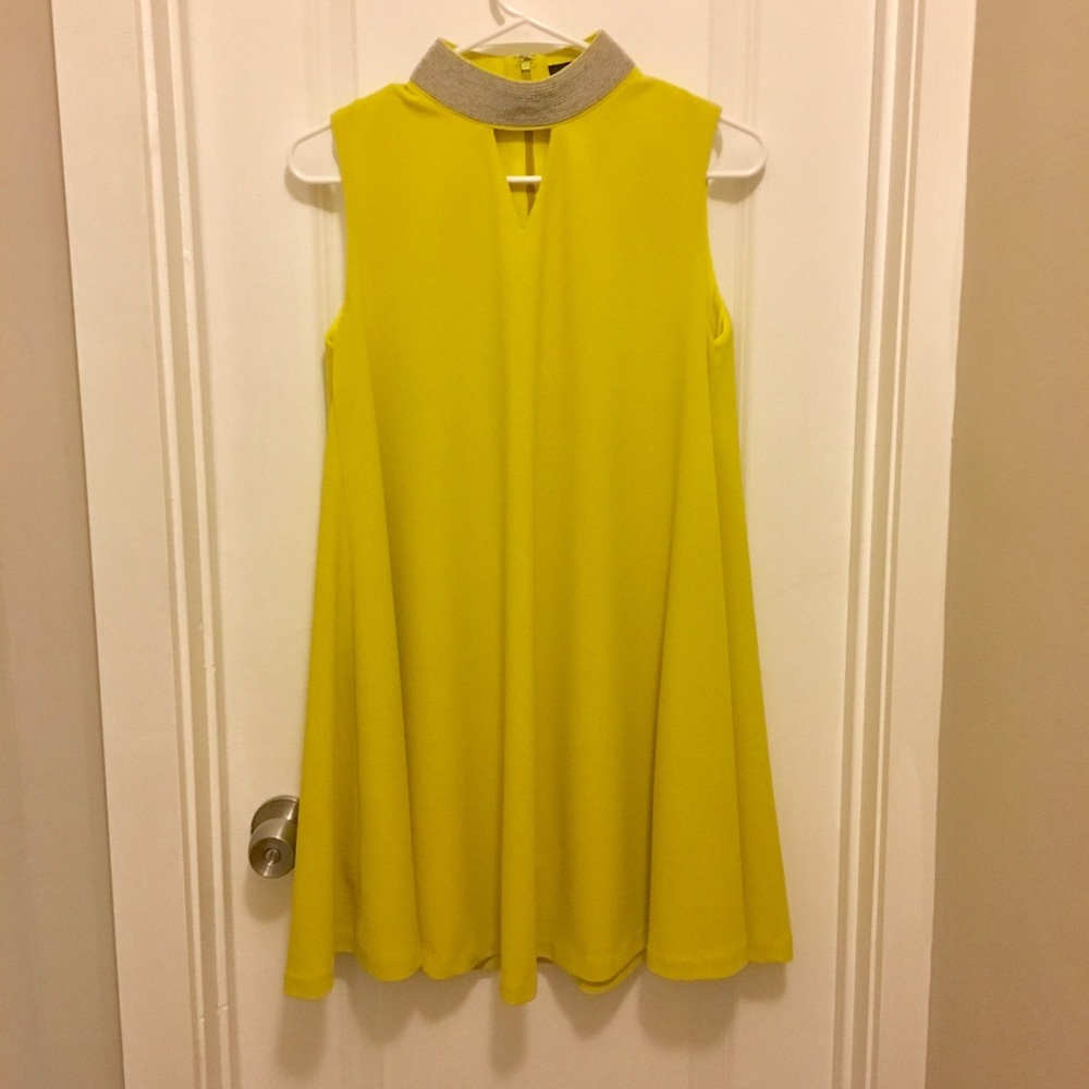 Gracia Sleeveless Dress