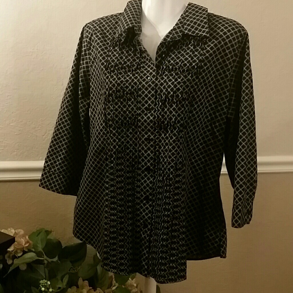 EUC Sz Large Button Down