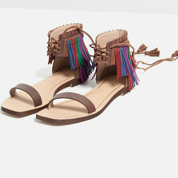 Zara Shoes - Zara fringed flat leather sandals. Size 39