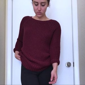 American Eagle Maroon knitted sweater