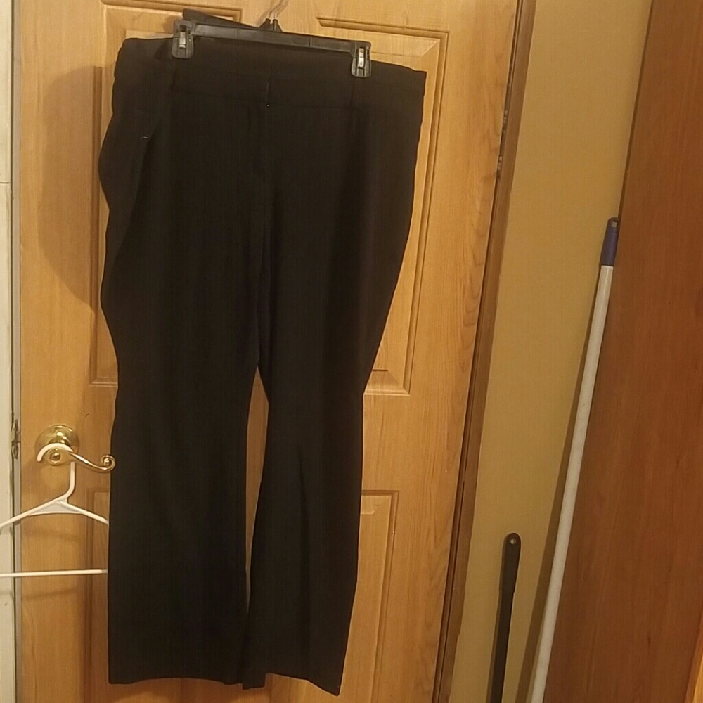 Women's black dressy size 20regular- maurices