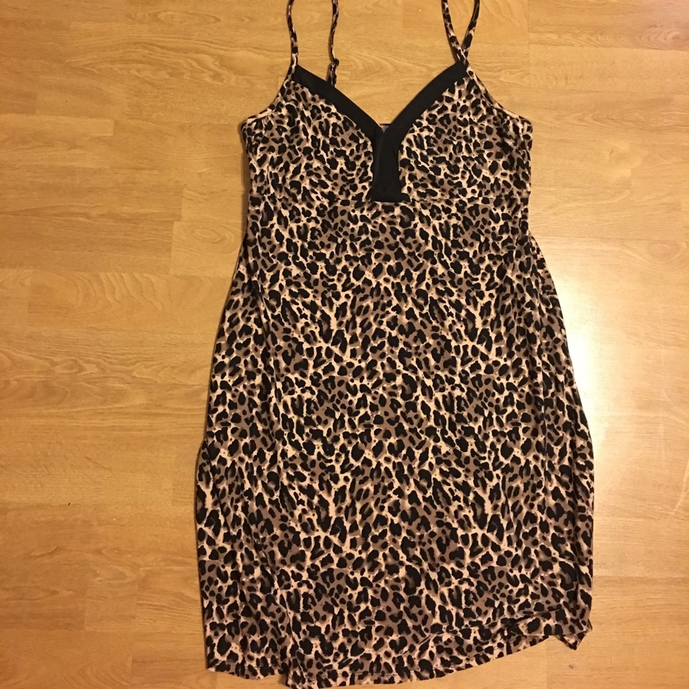 BRAND NEW Marilyn Monroe branded night gown