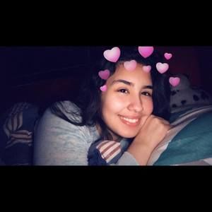 Meet your Posher, Roxanne