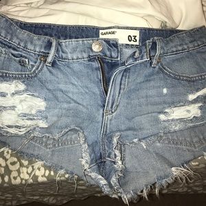 Distressed low-rise jean shorts!! GREAT condition