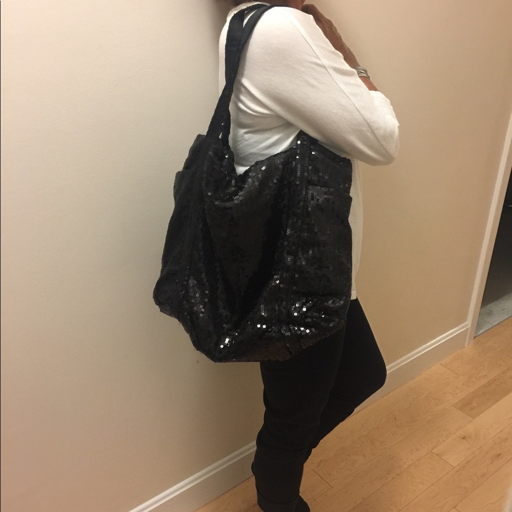 Gap purse