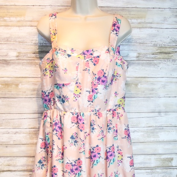 LC Lauren Conrad Dresses & Skirts - Lauren Conrad pink floral dress sz 16