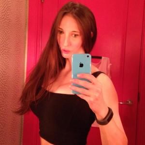 Meet your Posher, Victoria