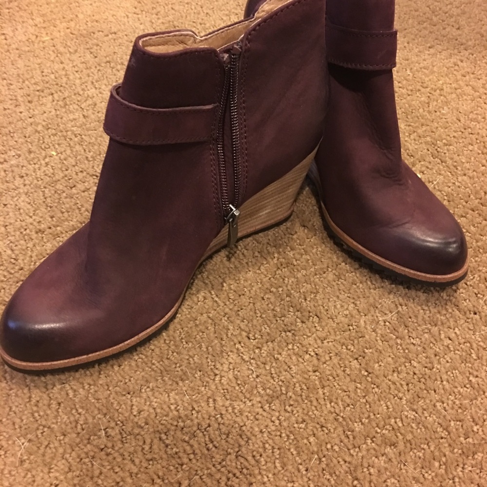 Caslon Wedge Booties