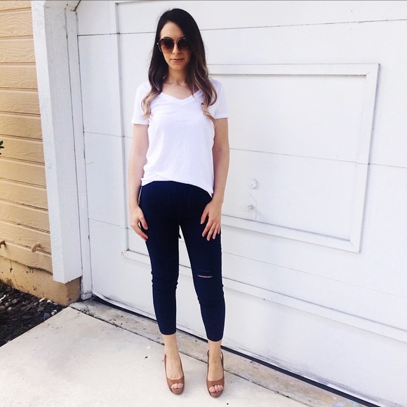 $20 Sale☀️ Navy High-Waisted Distressed Pants - Picture 2 of 7