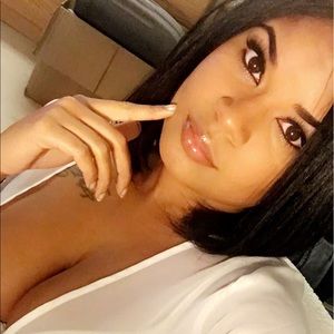 Meet your Posher, Jasmine