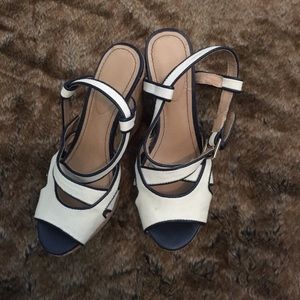 ❤️Blue and cream wedges