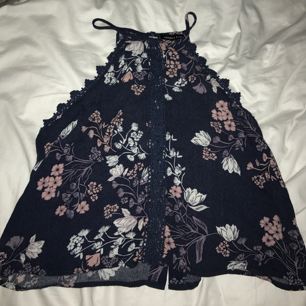 Floral tank