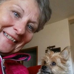 Meet your Posher, Bobbi