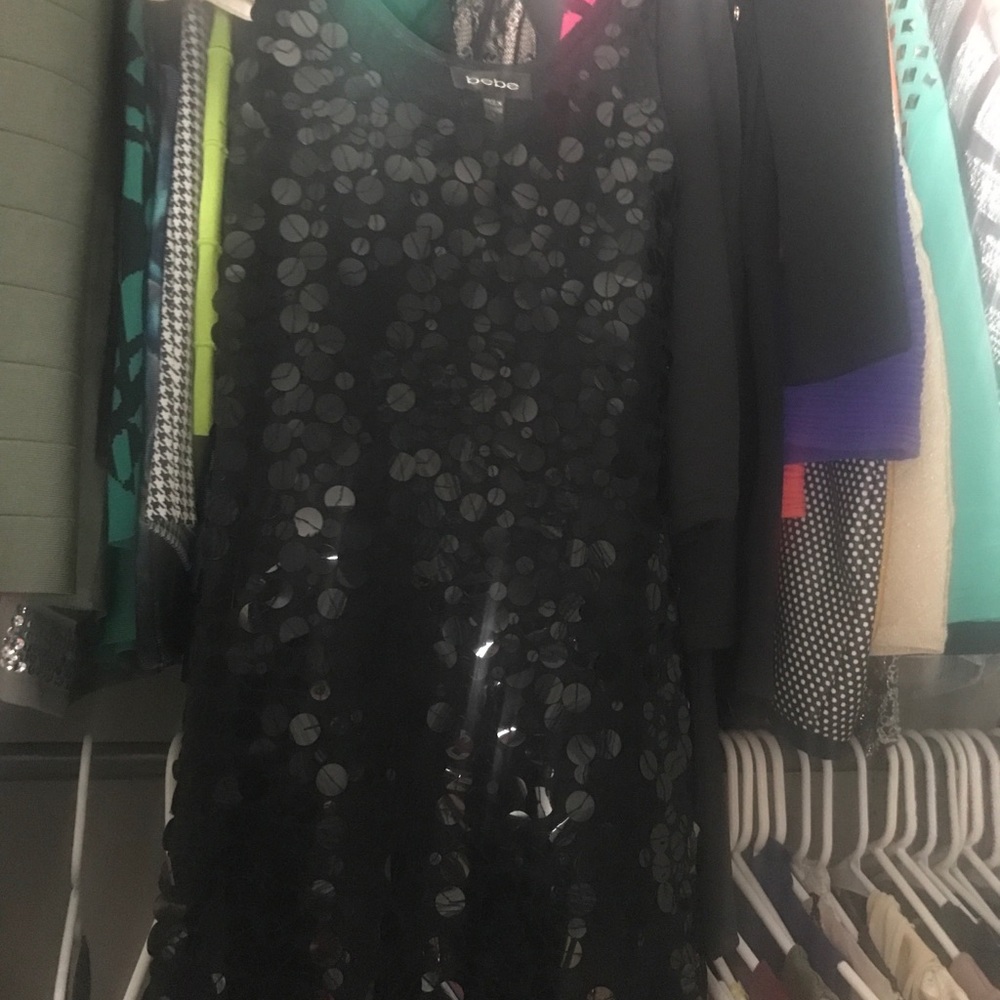Bebe Dress - Picture 3 of 5