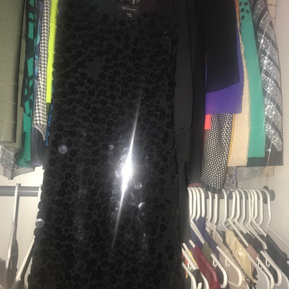 Bebe Dress - Picture 4 of 5