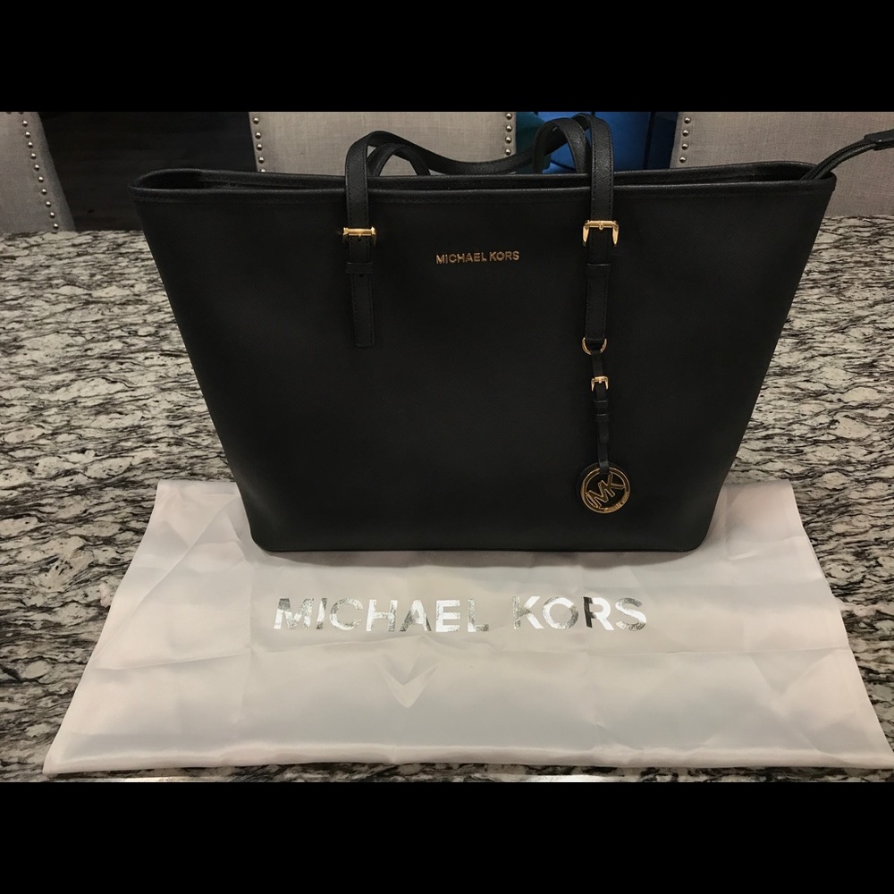Michael Kors Jet Set Tote