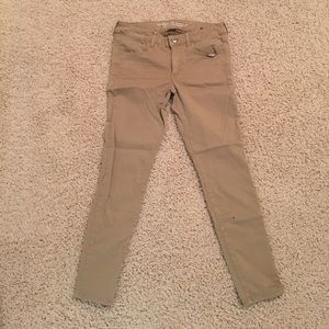 American eagle khaki pants