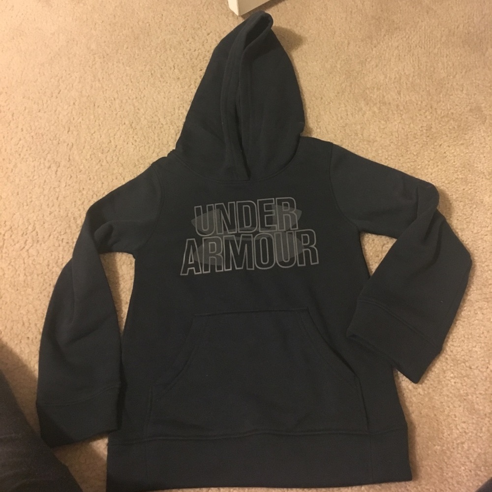Under Armour youth size XS black hoodie  NWT